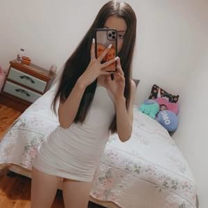 Meet your Posher, Lizzie